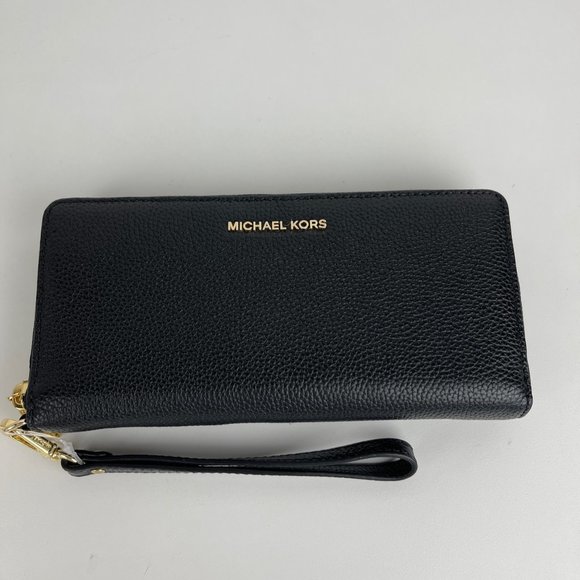 Michael Kors Handbags - New Michael Kors Jet Set Travel Continental Wallet